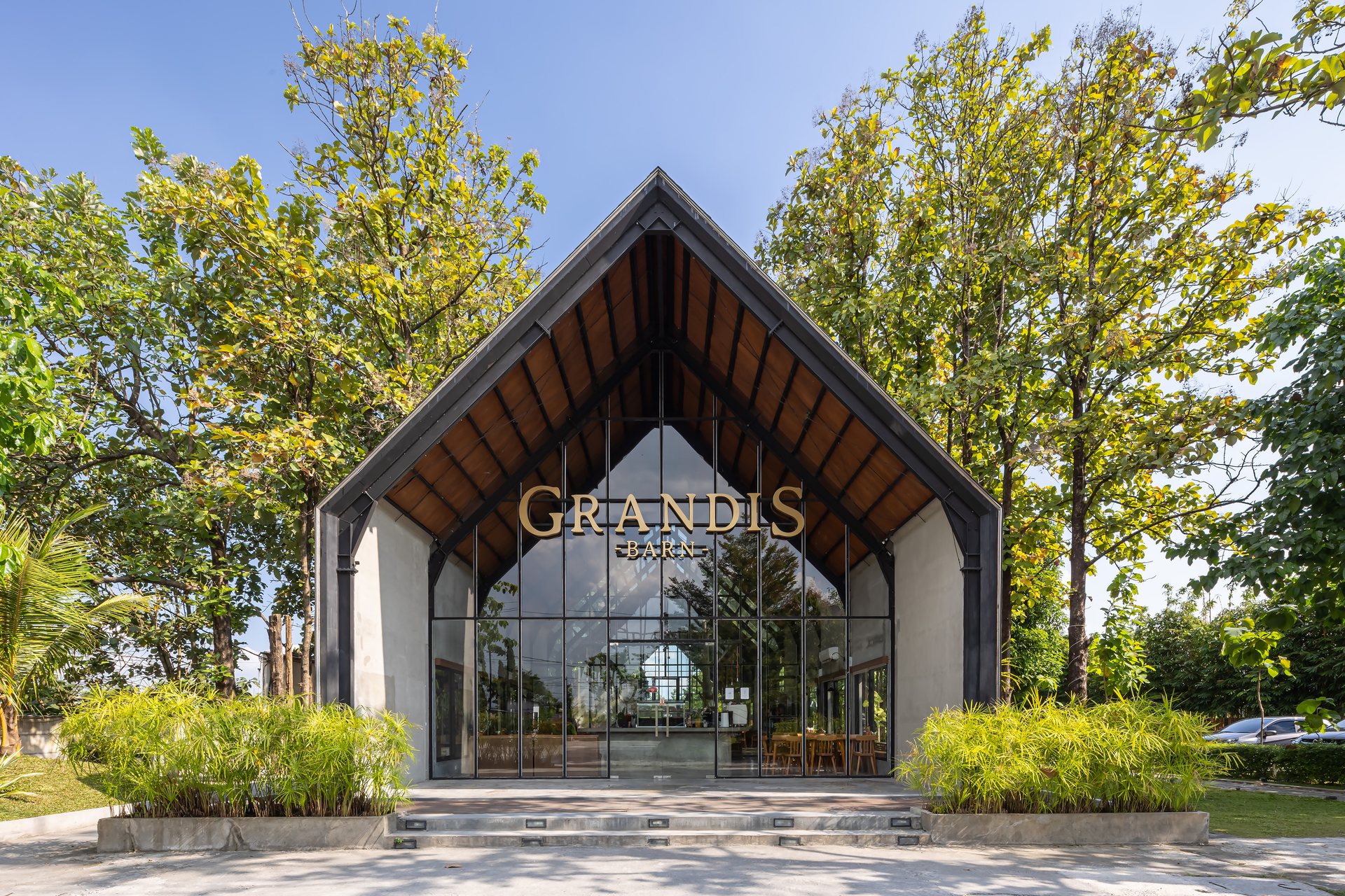 Grandis Barn Restaurant photo 1