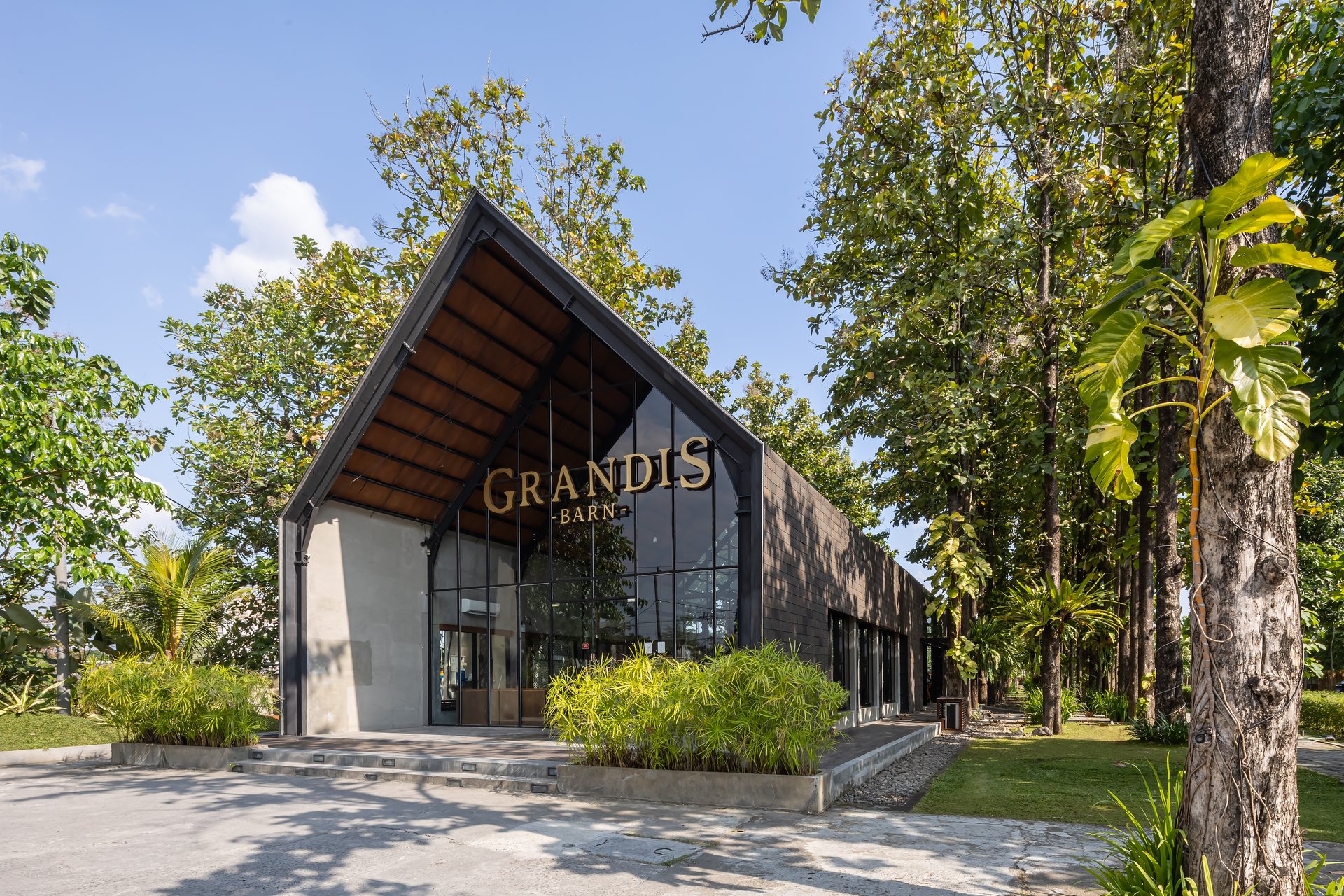 Grandis Barn Restaurant photo 2