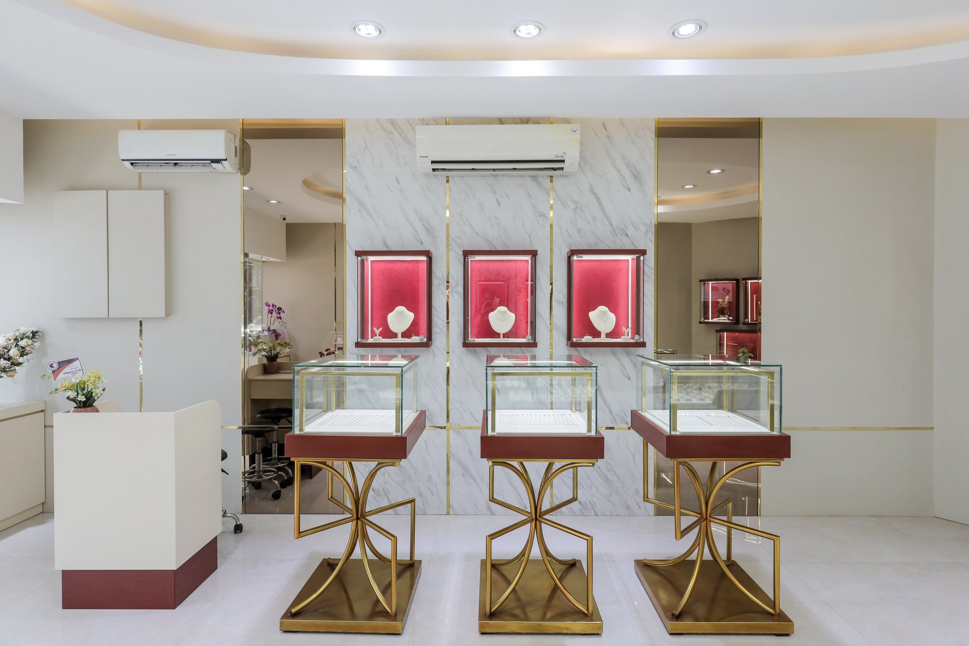 SPACE Elegance Residence photo 3