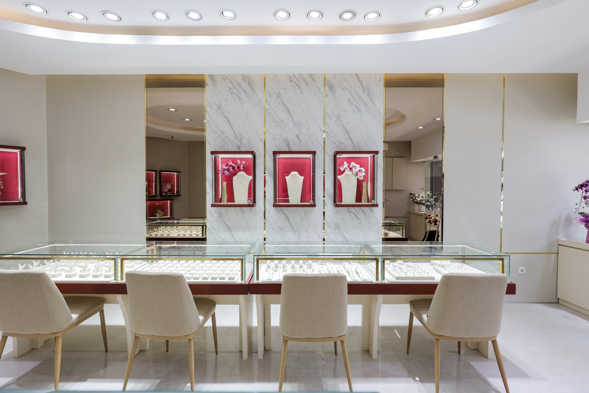 SPACE Elegance Residence photo 4