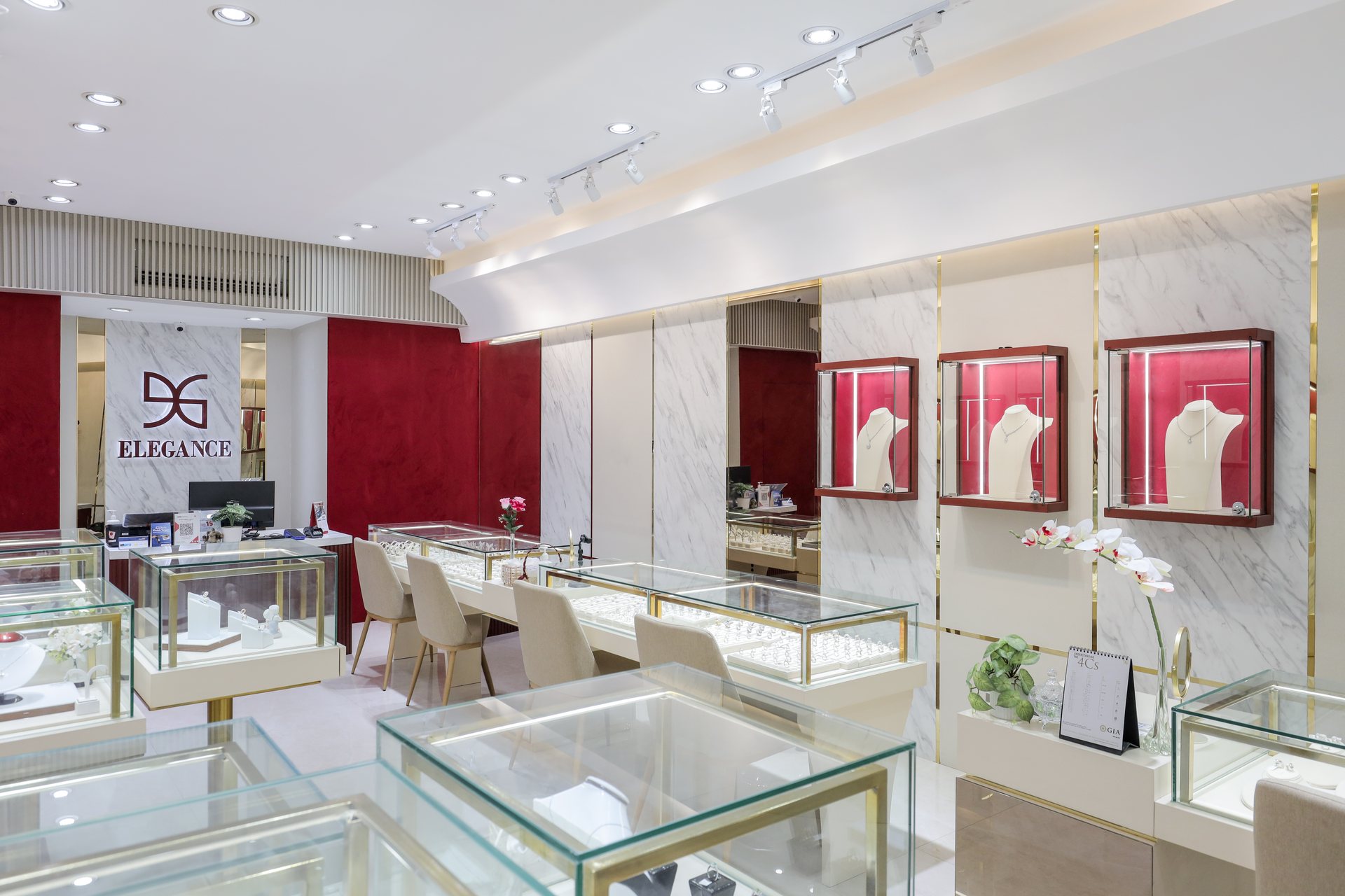SPACE Elegance Residence photo 7